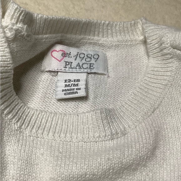 Childrens Place Sweater with Red Bow 12 Month to 18 Months 12M-18M - Picture 2 of 3